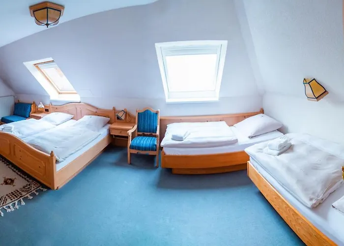 Röhrs 3*